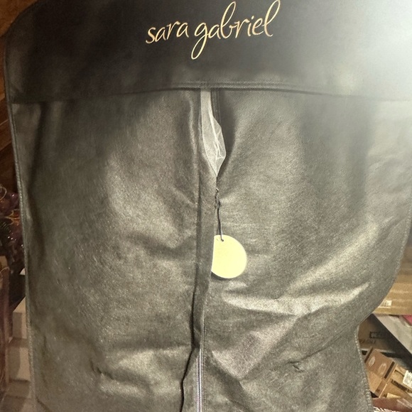 Sara Gabriel Custom Made Royal Cathedral Veil - Picture 2 of 6